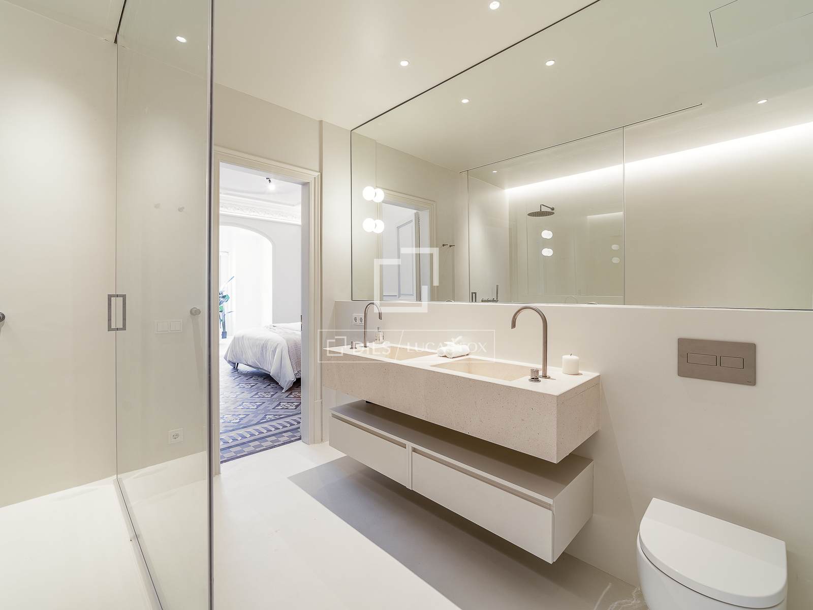 Wohnung in Barcelona, Spanien 4 Schlafzimmer, 215 m2 Nr. 194976