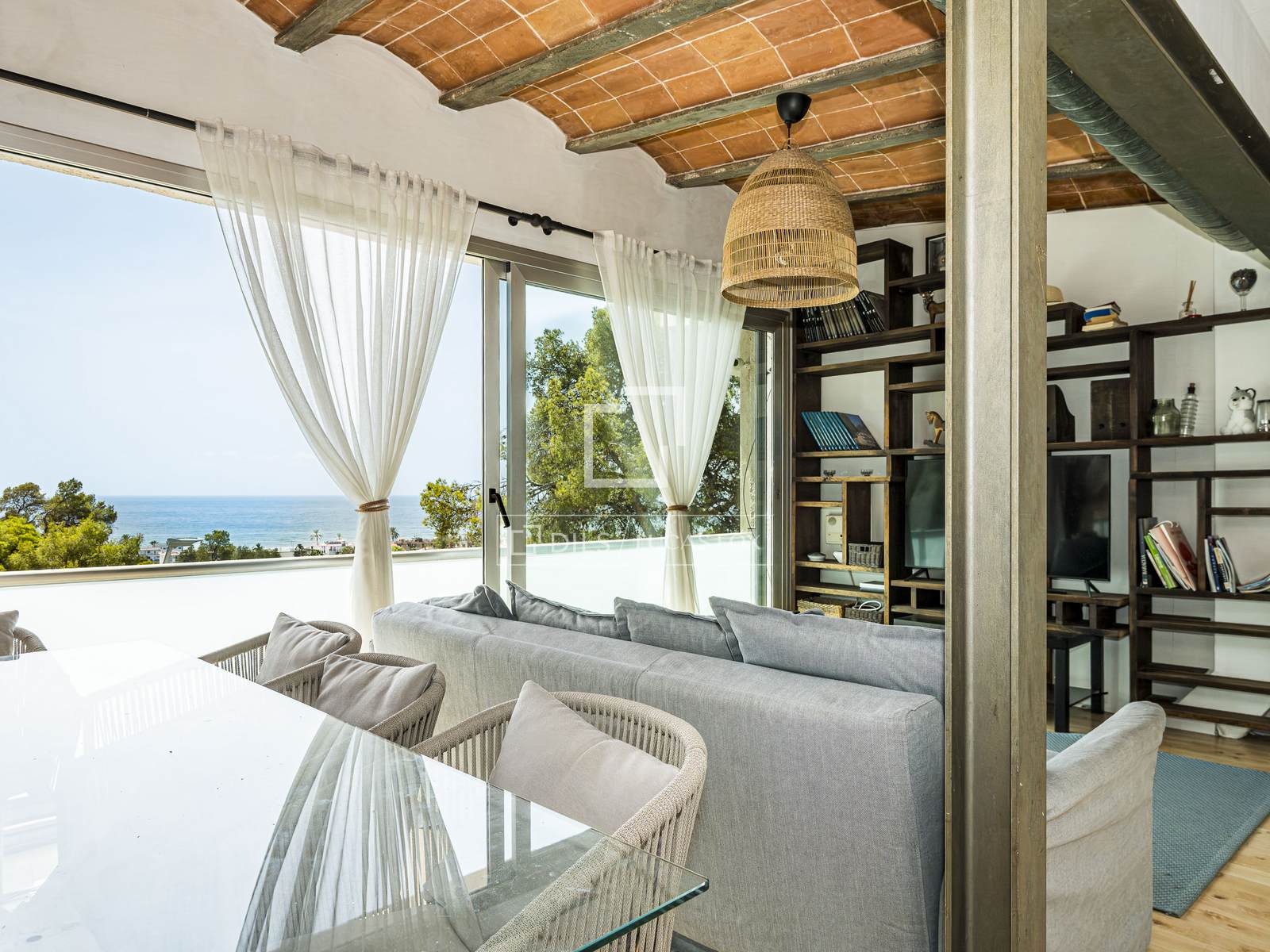 Villa Castelldefels, Barcelona, Spānijā 2 istabas, 139 m2 Nr. 194974