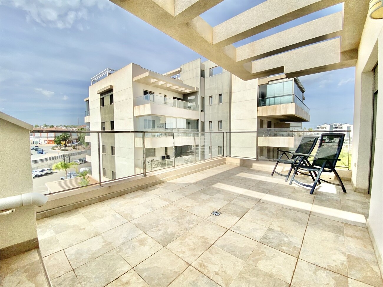 Huoneisto Los Dolses, Alicante, Espanja 4 makuuhuonetta, 128 m2 No. 115490