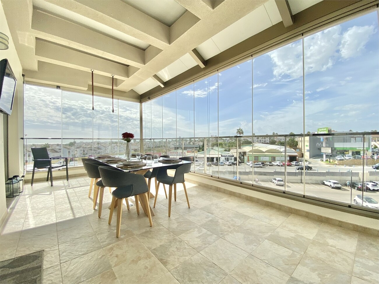 Huoneisto Los Dolses, Alicante, Espanja 4 makuuhuonetta, 128 m2 No. 115490