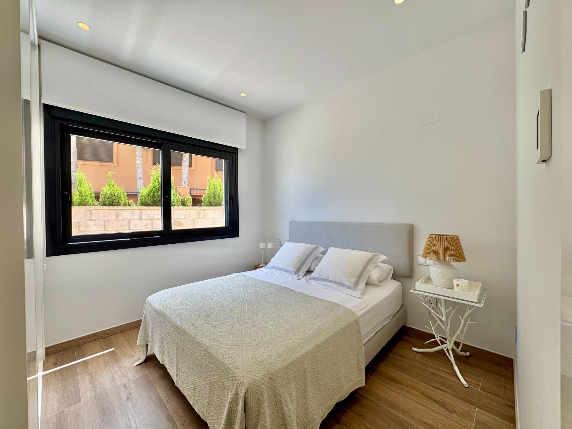 Villa in San Miguel de Salinas, Alicante, Spanien 4 Schlafzimmer, 252 m2 Nr. 194128