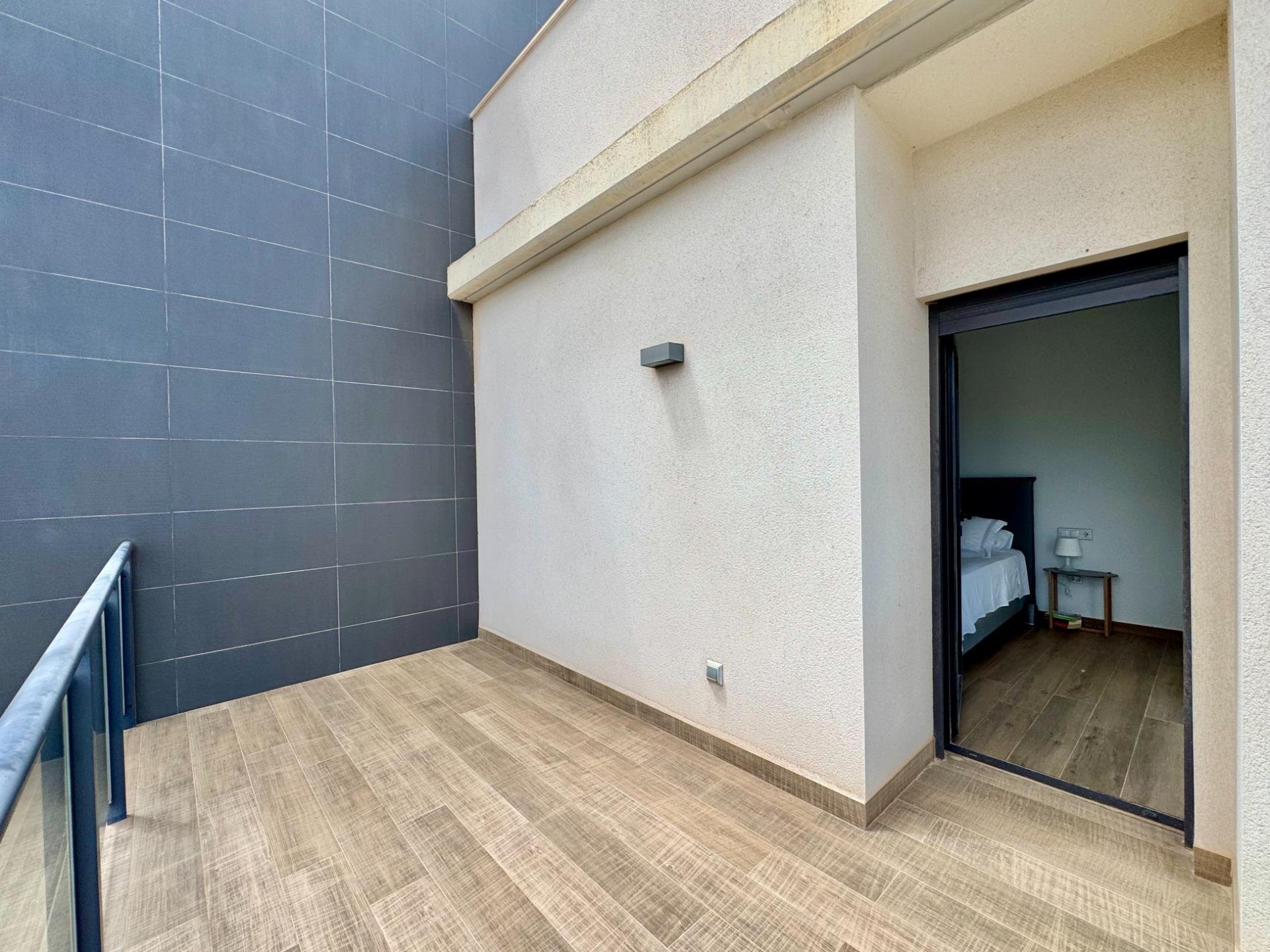 Villa in San Miguel de Salinas, Alicante, Spanien 4 Schlafzimmer, 252 m2 Nr. 194128