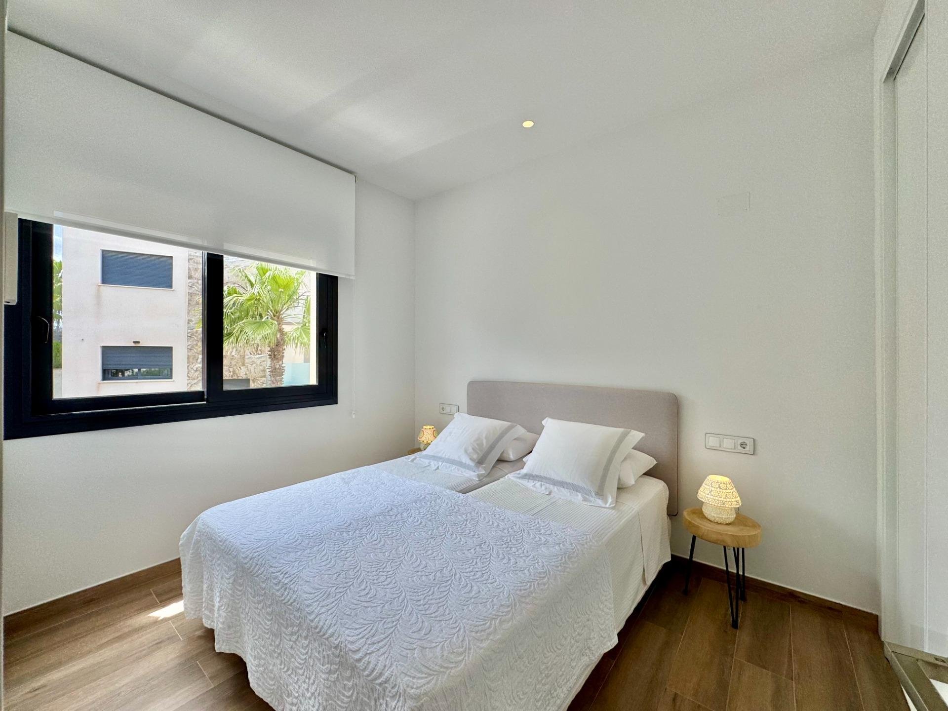 Villa in San Miguel de Salinas, Alicante, Spanien 4 Schlafzimmer, 252 m2 Nr. 194128