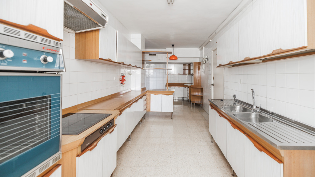 Apartament w Malaga, Hiszpania 5 sypialni, 275 mkw. nr 147667