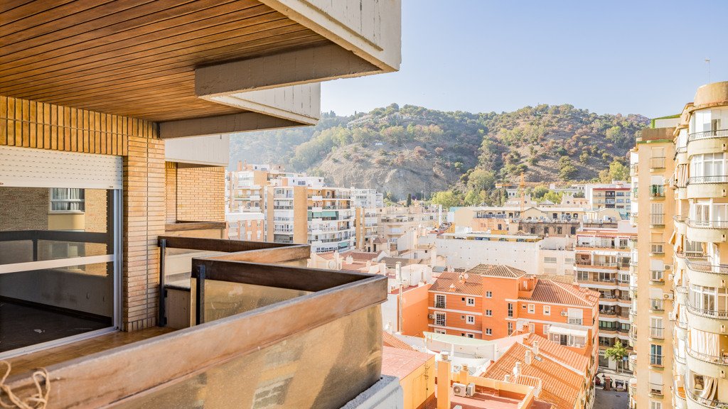 Apartament w Malaga, Hiszpania 5 sypialni, 275 mkw. nr 147667