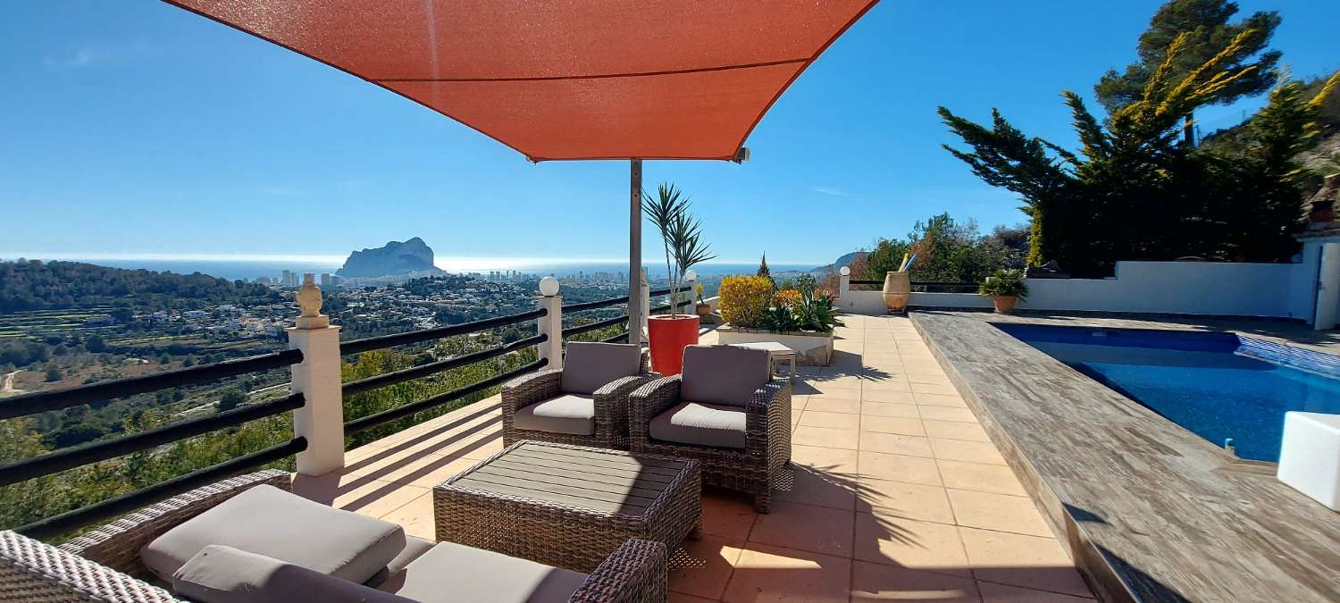 Villa à Calpe, Alicante, Espagne 3 chambres, 184 m2 No. 190157