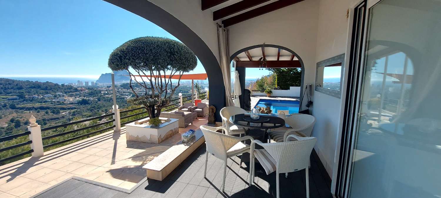 Villa à Calpe, Alicante, Espagne 3 chambres, 184 m2 No. 190157