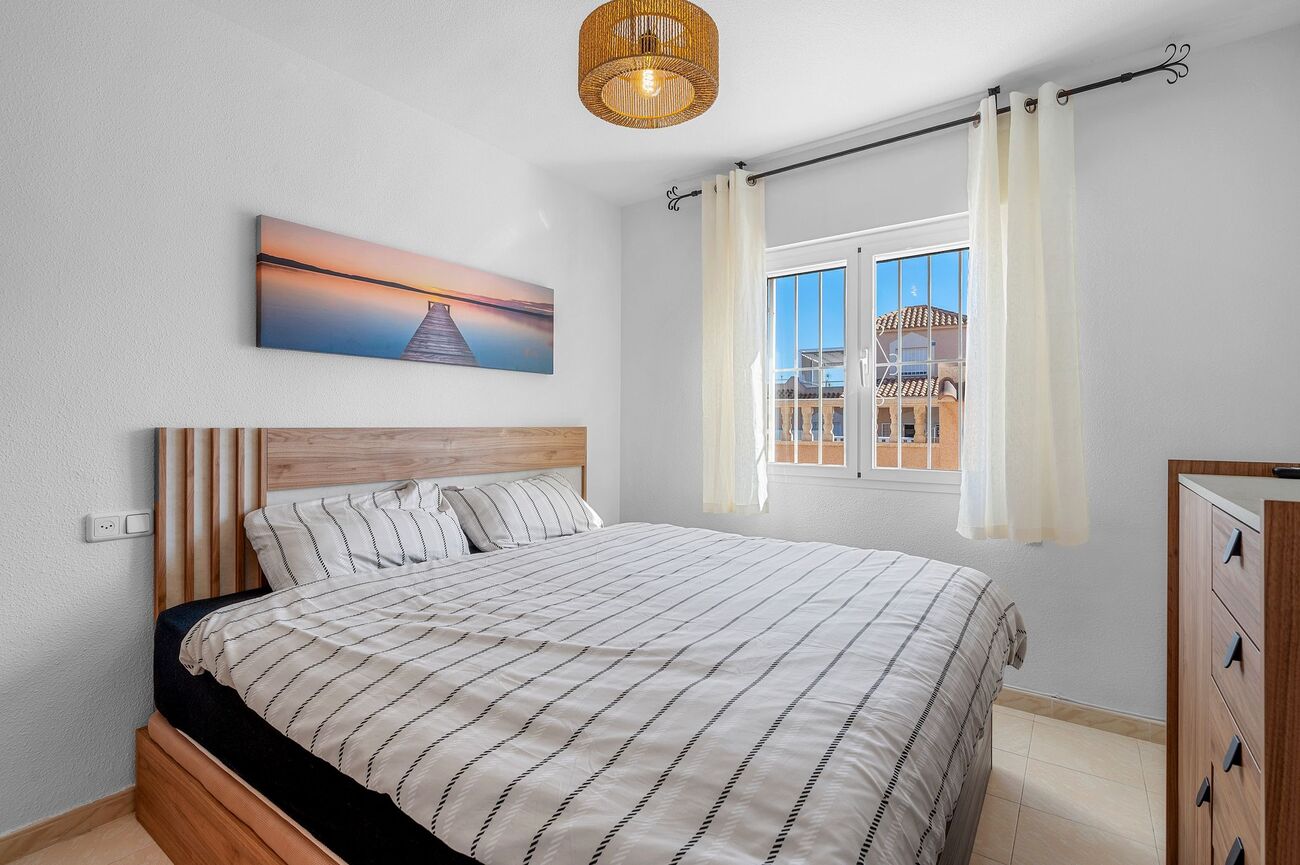 Bungalow in Los Balcones, Alicante, Spain 2 bedrooms,  No. 190114
