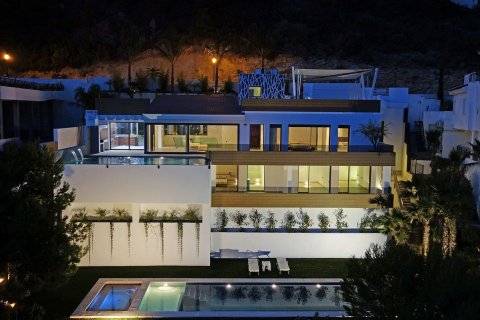 Villa in Altea, Alicante, Spain 4 bedrooms, 640 sq.m. No. 95699