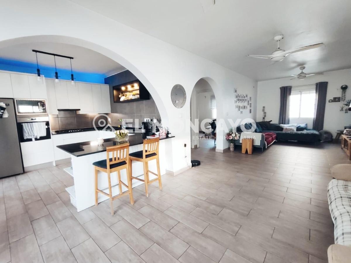 Villa à San Miguel de Salinas, Alicante, Espagne 6 chambres, 289 m2 No. 149154