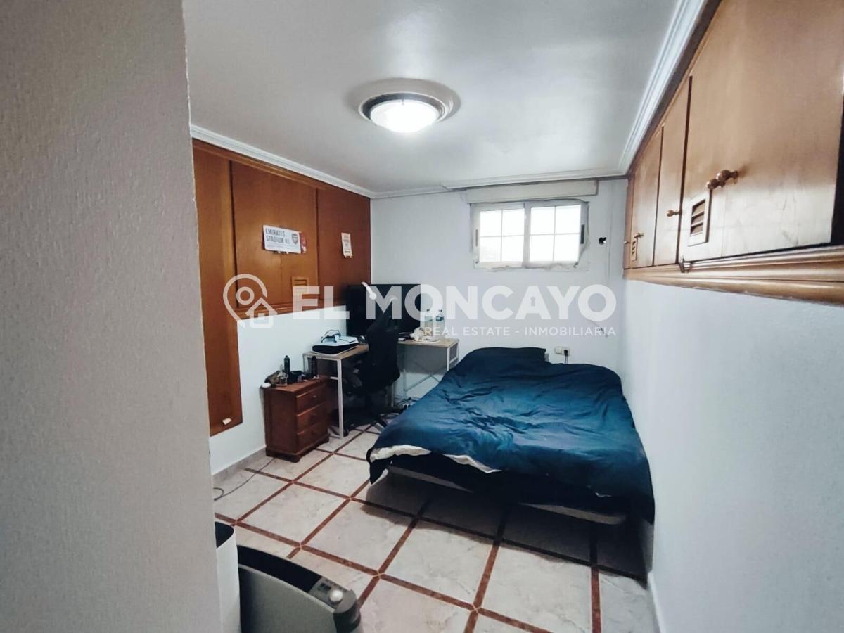 Villa à San Miguel de Salinas, Alicante, Espagne 6 chambres, 289 m2 No. 149154