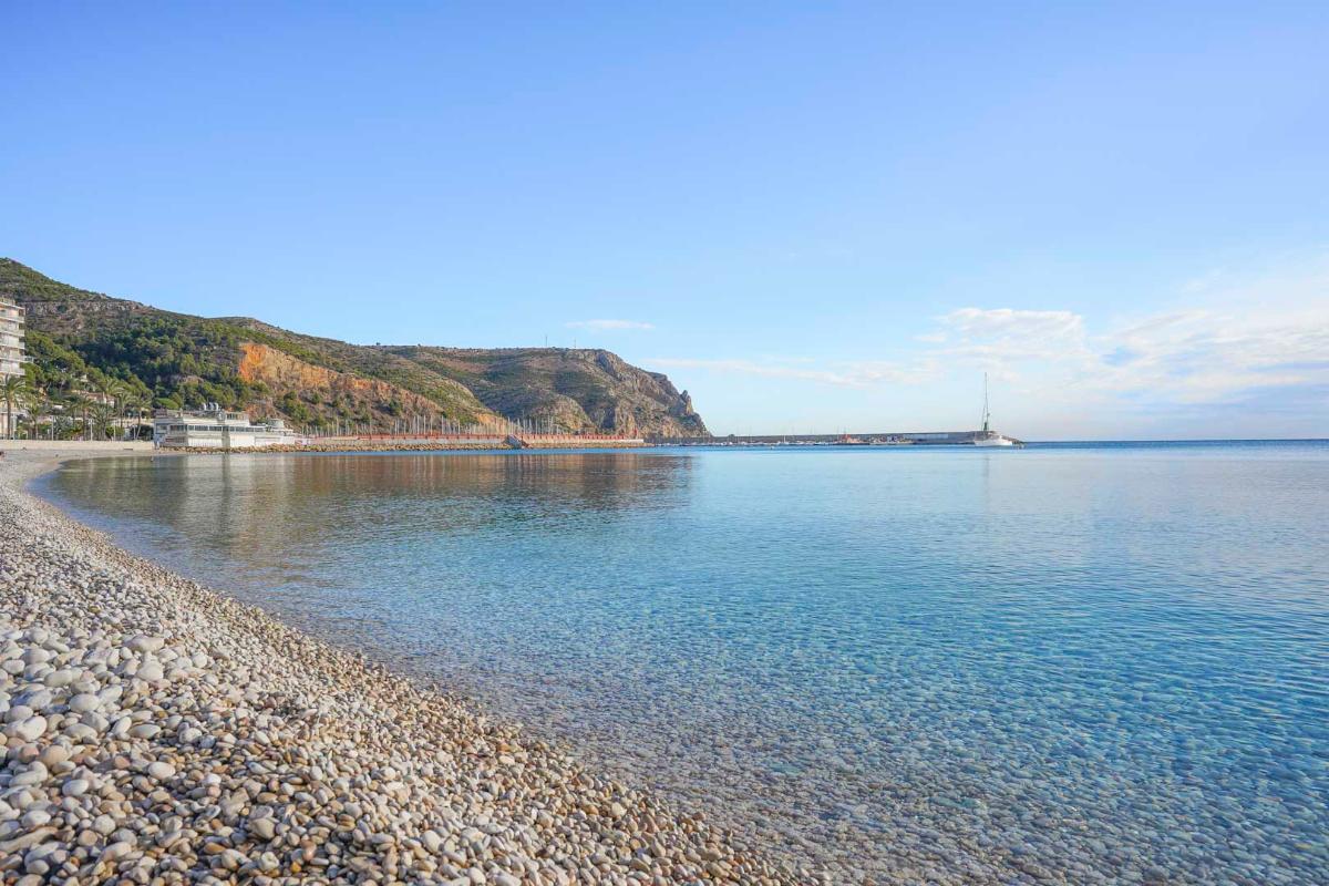 Villa in Javea, Alicante, Spain 5 bedrooms, 320 sq.m. No. 149158