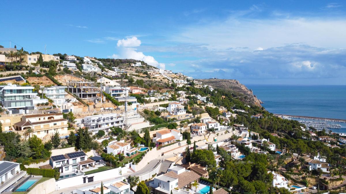 Villa in Javea, Alicante, Spain 5 bedrooms, 320 sq.m. No. 149158