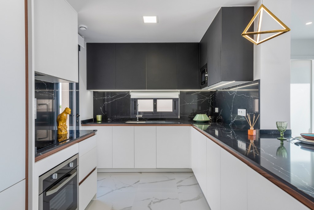 Apartment in San Miguel de Salinas, Alicante, Spain 3 bedrooms, 92 sq.m. No. 144714
