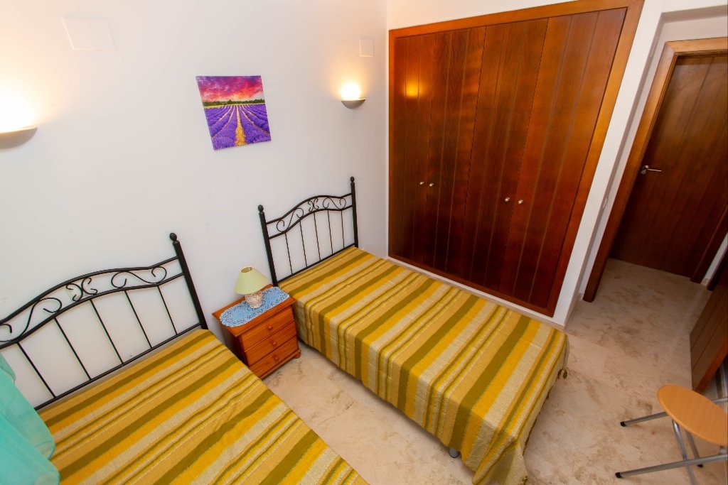 Lägenhet i Punta Prima, Alicante, Spanien 2 sovrum, 75 kvm. Nr. 144716
