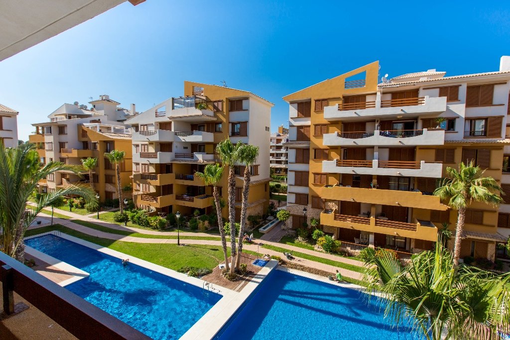 Lägenhet i Punta Prima, Alicante, Spanien 2 sovrum, 75 kvm. Nr. 144716