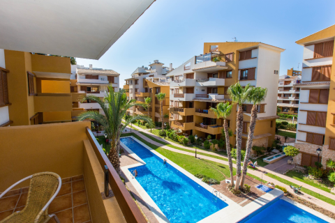 Lägenhet i Punta Prima, Alicante, Spanien 2 sovrum, 75 kvm. Nr. 144716