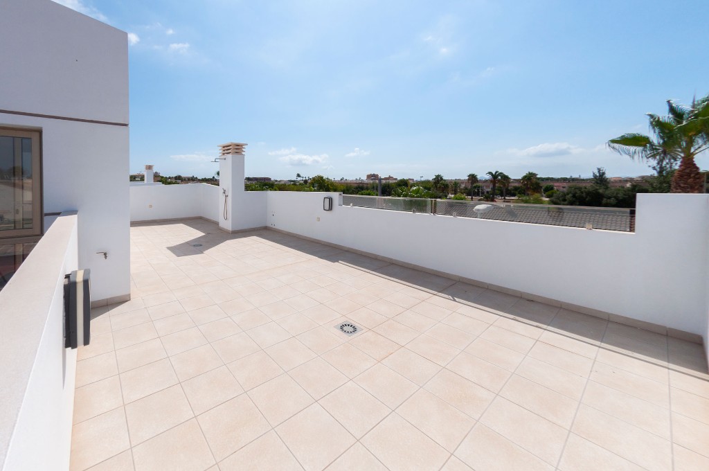 Villa Alicante, Spānijā 3 istabas, 194 m2 Nr. 144865