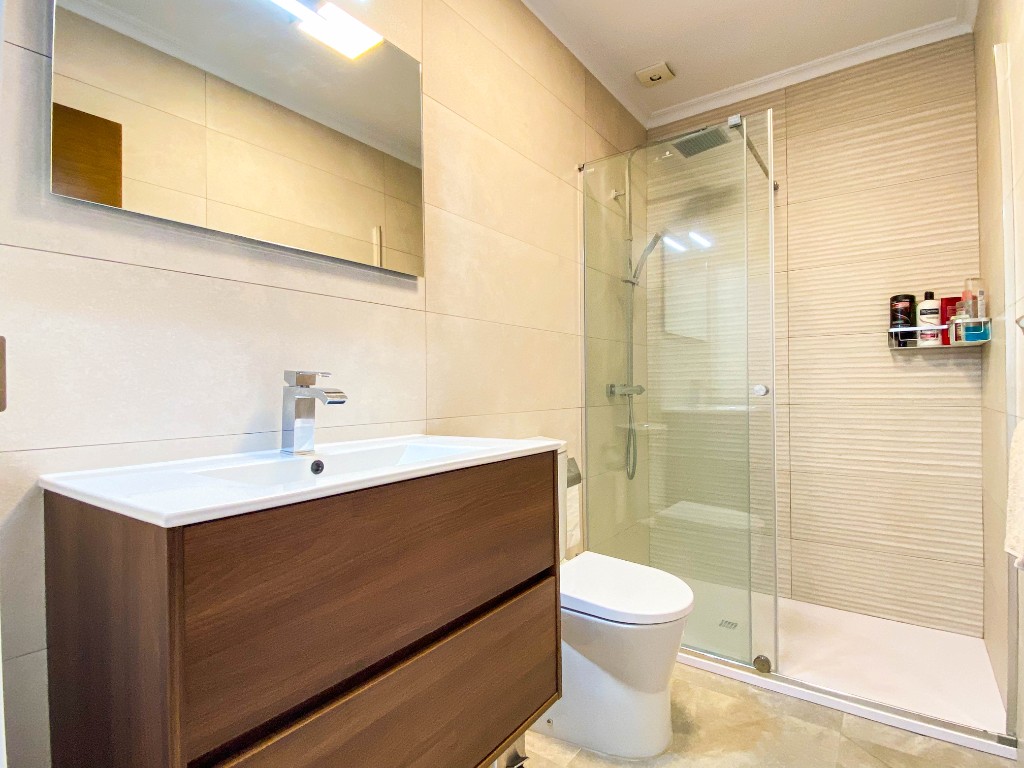 Apartment à Punta Prima, Alicante, Espagne 2 chambres, 67 m2 No. 144864