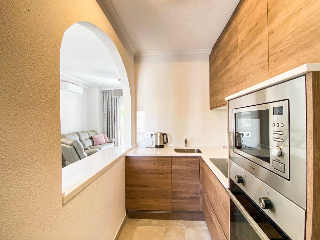 Apartment à Punta Prima, Alicante, Espagne 2 chambres, 67 m2 No. 144864