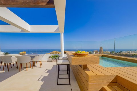 Townhouse à Fuengirola, Malaga, Espagne 4 chambres, 177 m2 No. 169338