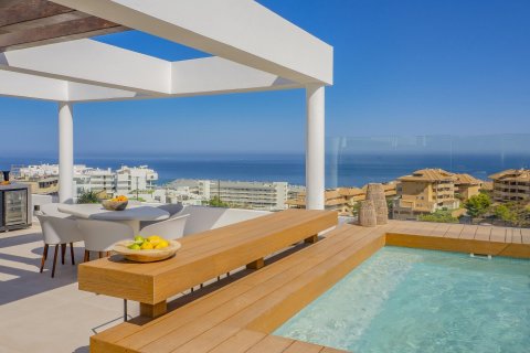 Townhouse à Fuengirola, Malaga, Espagne 3 chambres, 174 m2 No. 169339