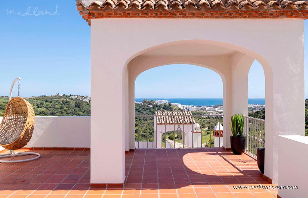Casa adosada en Estepona, Málaga, España 3 dormitorios, 245 m2 No. 142857