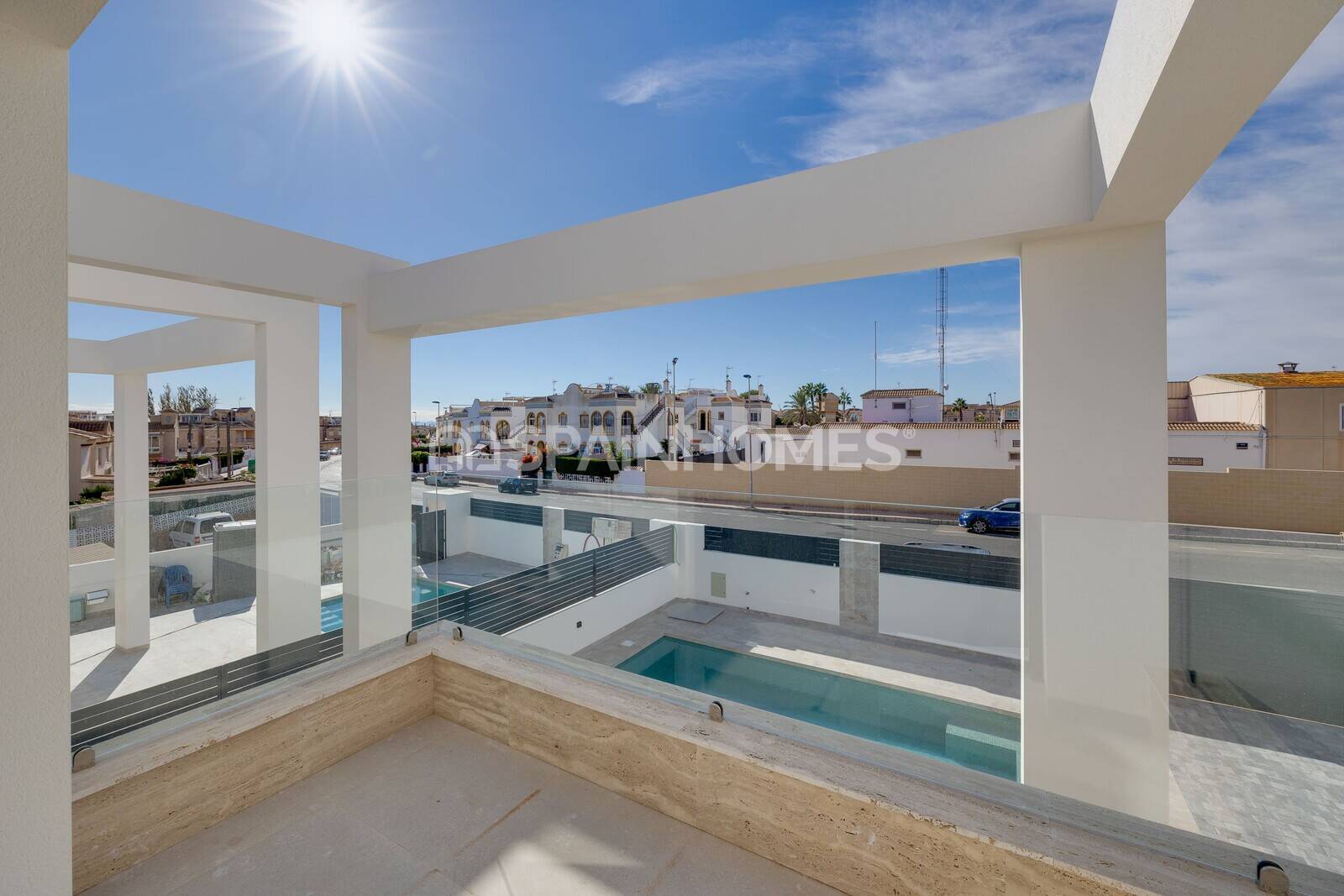 Villa a Torrevieja, Alicante, Spagna 4 camere da letto, 202 mq. N° 166861
