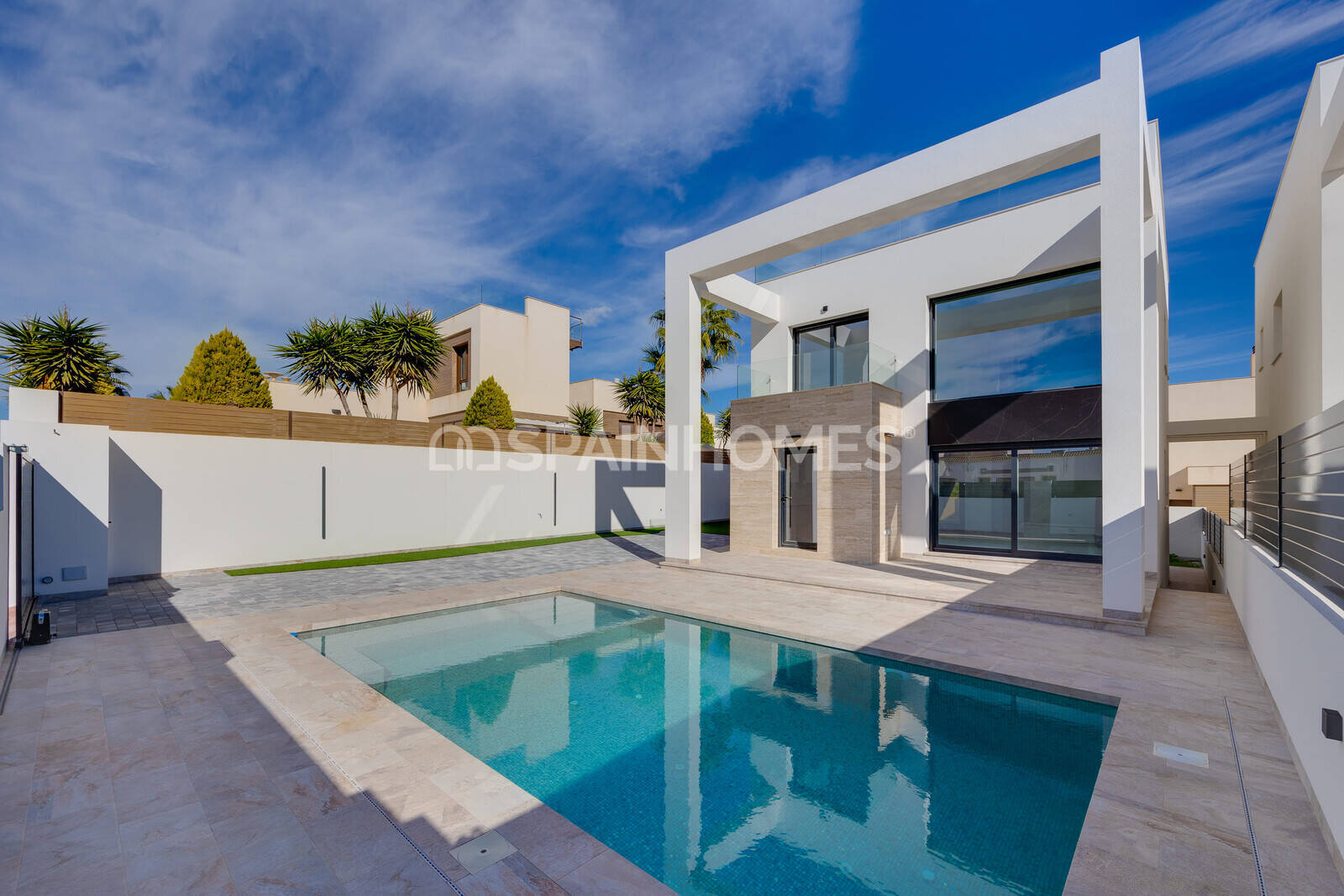 Villa a Torrevieja, Alicante, Spagna 4 camere da letto, 202 mq. N° 166861