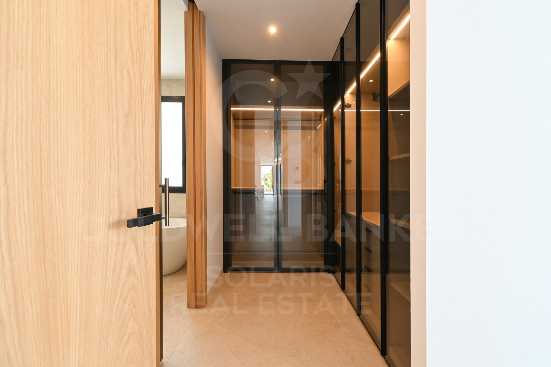 Villa a Benissa, Alicante, Spagna 4 camere da letto, 621 mq. N° 178650