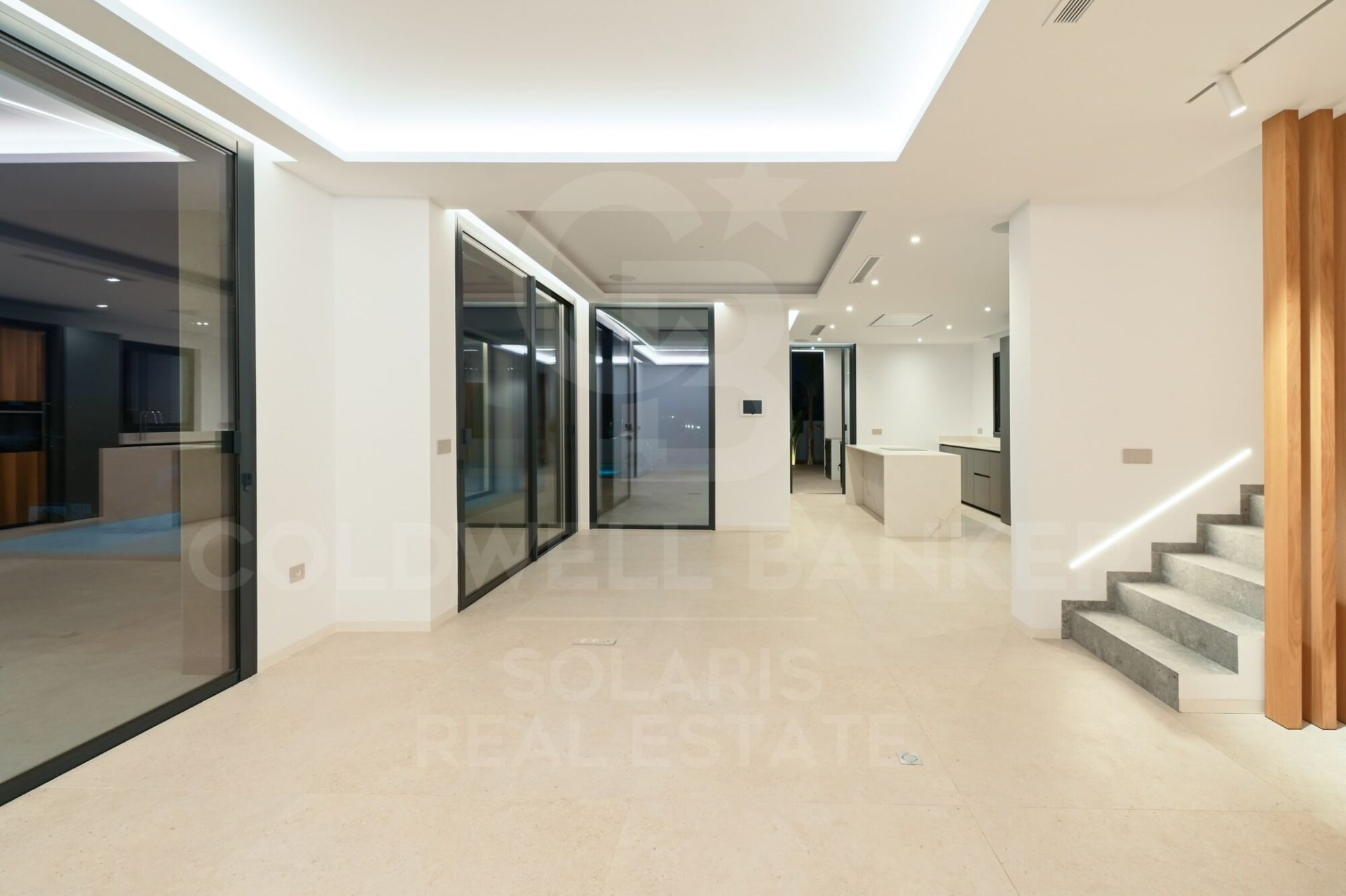 Villa a Benissa, Alicante, Spagna 4 camere da letto, 621 mq. N° 178650