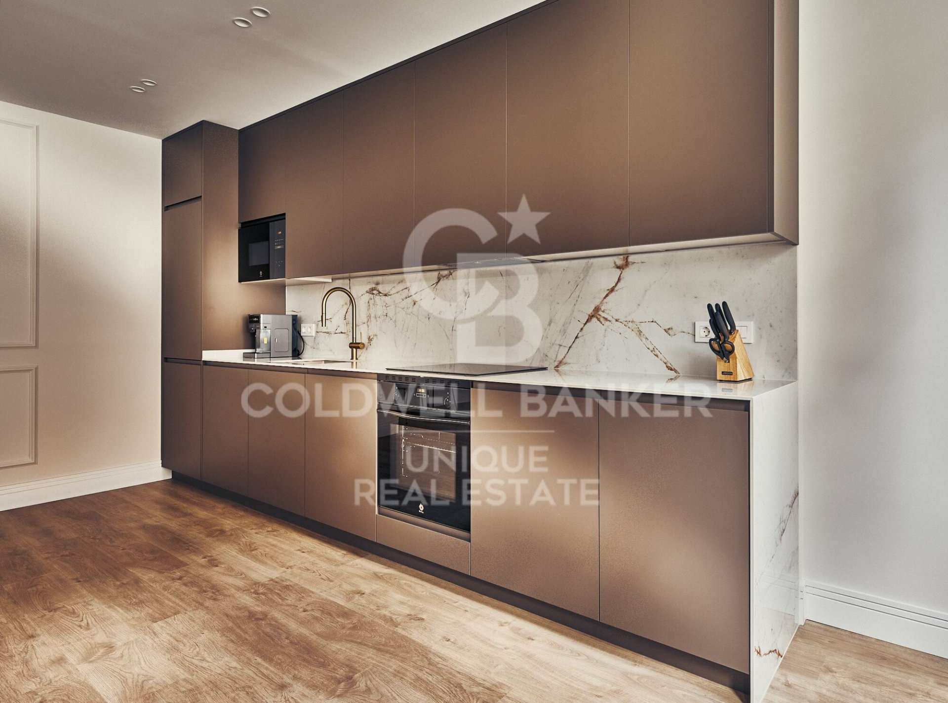 Apartment à Madrid, Espagne 3 chambres, 115 m2 No. 178653