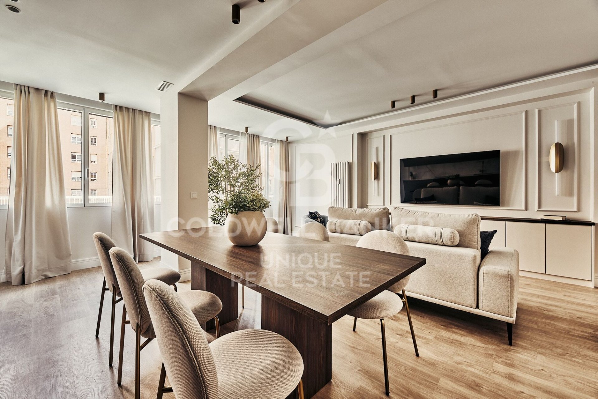 Apartment à Madrid, Espagne 3 chambres, 115 m2 No. 178653