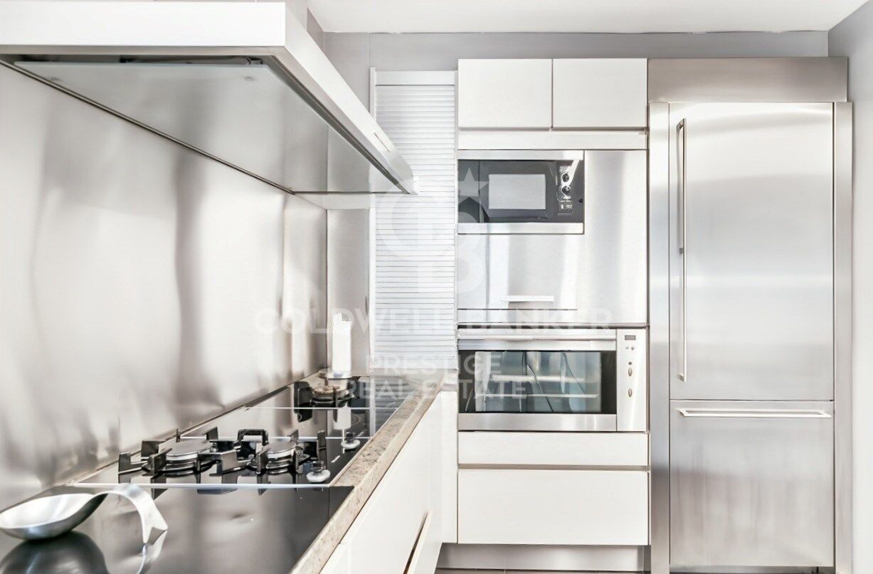 Māja Esplugues de Llobregat, Barcelona, Spānijā 4 istabas, 452 m2 Nr. 159655