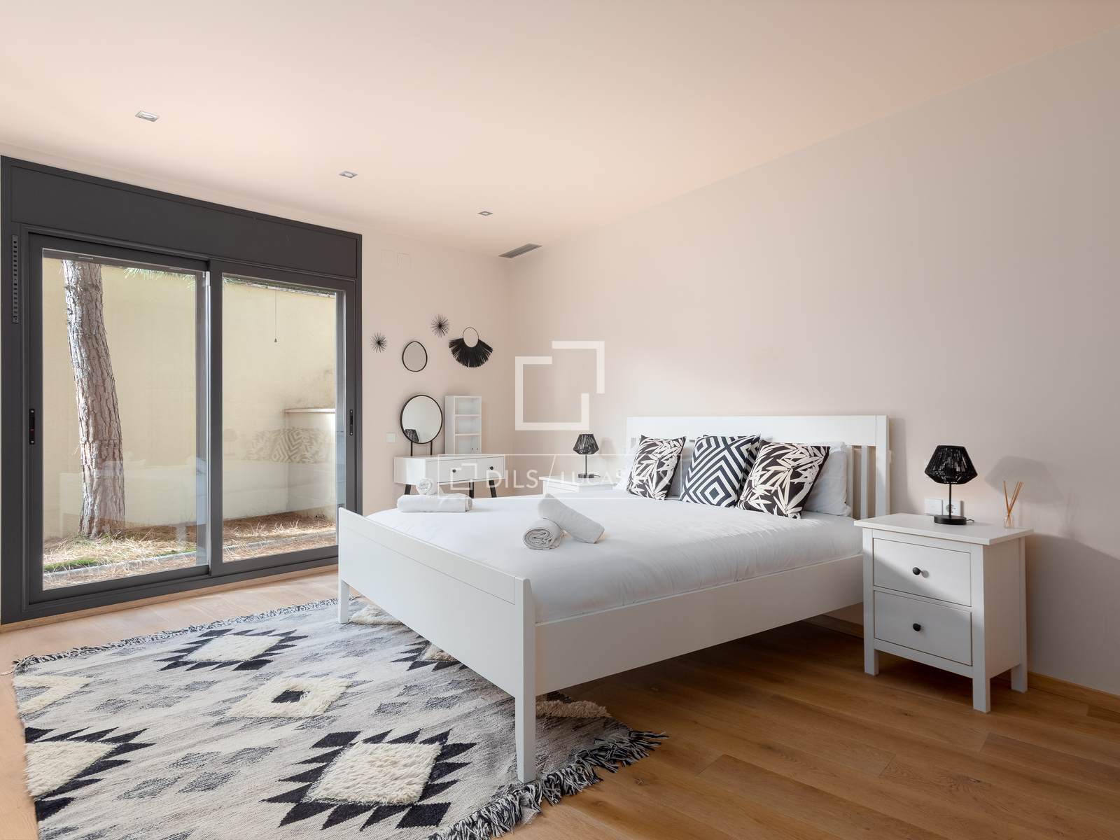 Villa in Premia De Dalt, Barcelona, Spanien 5 Schlafzimmer, 375 m2 Nr. 150276