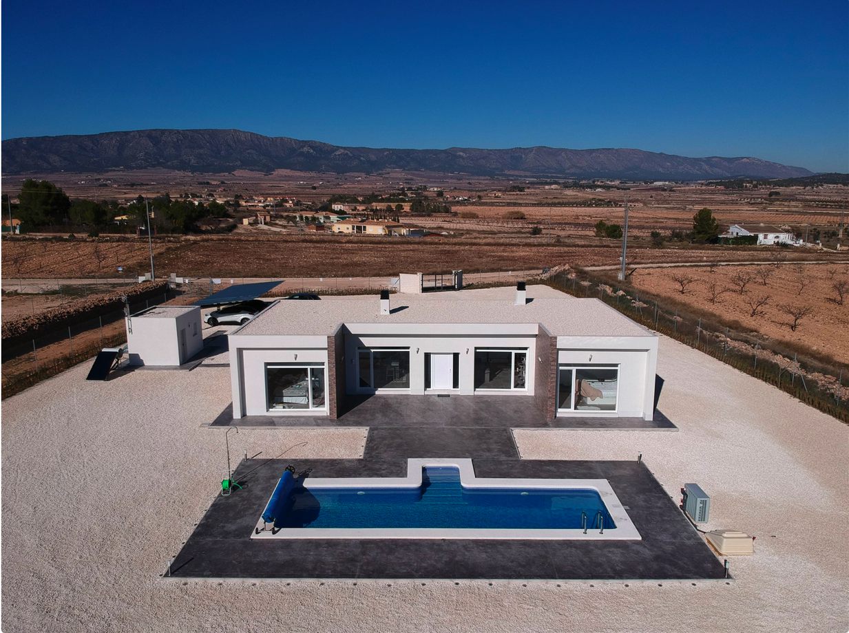 Villa in Pinoso, Alicante, Spain 3 bedrooms, 150 sq.m. No. 81050