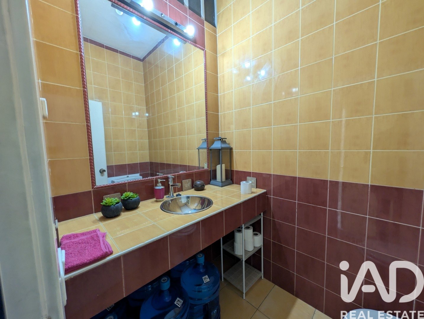 Kommersiell fastighet i Manresa, Barcelona, Spanien 65 kvm. Nr. 185349