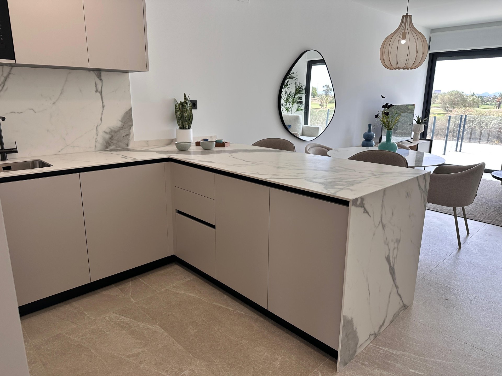Appartamento a Los Alcazares, Murcia, Spagna 2 camere da letto, 167 mq. N° 179915