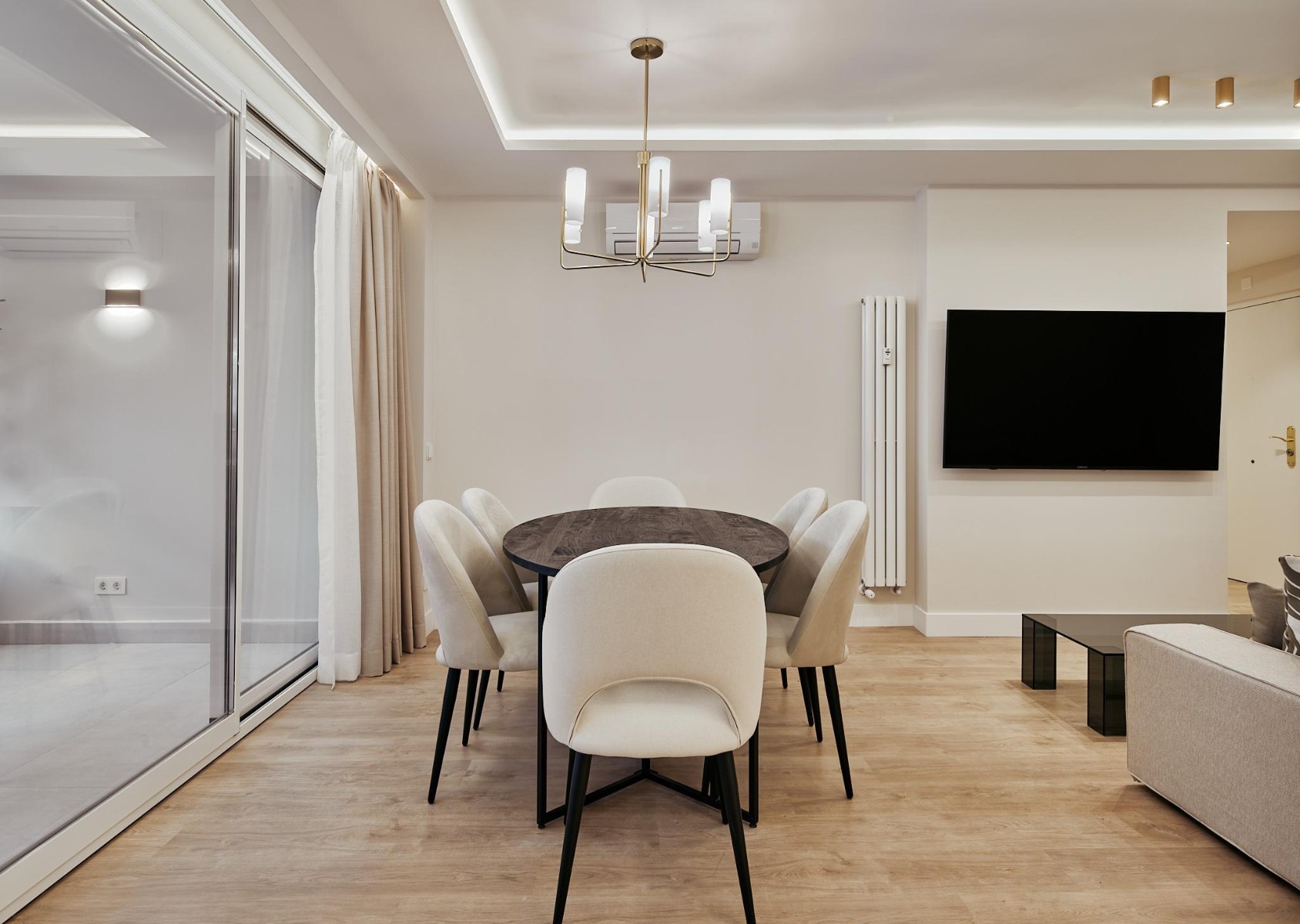 Villa à Madrid, Espagne 3 chambres, 133 m2 No. 179918