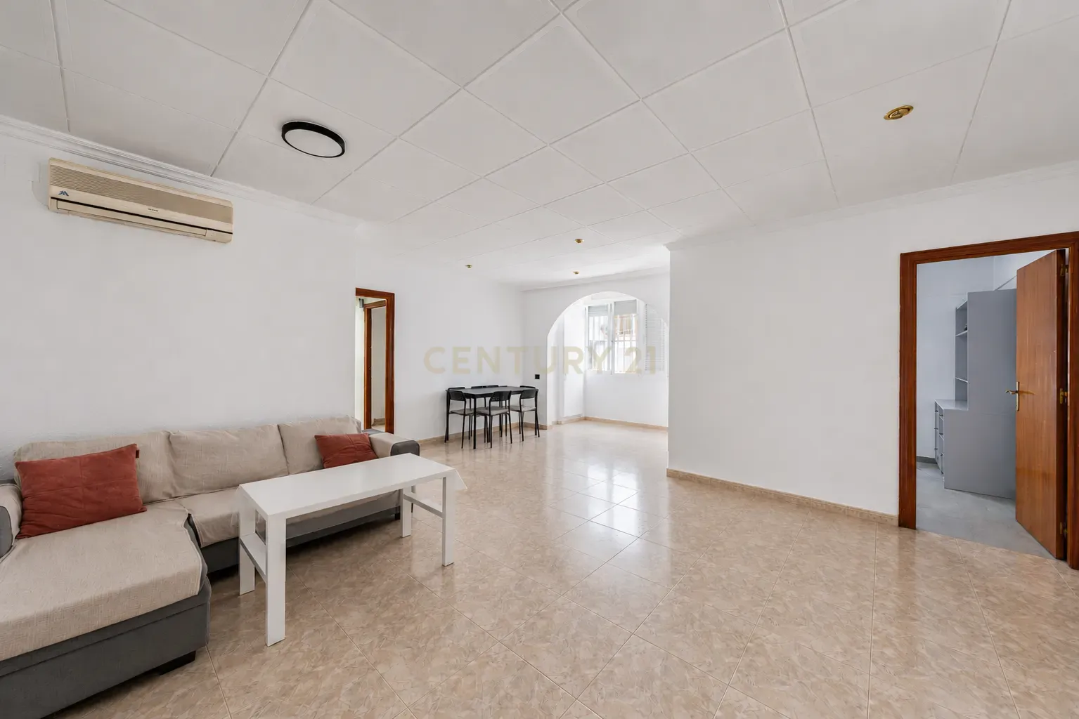 Wohnung in Castelldefels, Barcelona, Spanien 4 Schlafzimmer, 96 m2 Nr. 196036