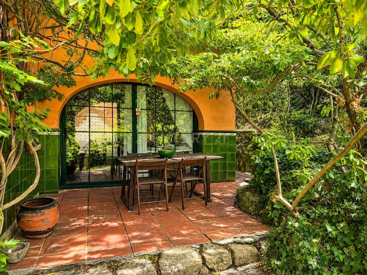 House in Barcelona, Spanien 5 Schlafzimmer, 176 m2 Nr. 196032