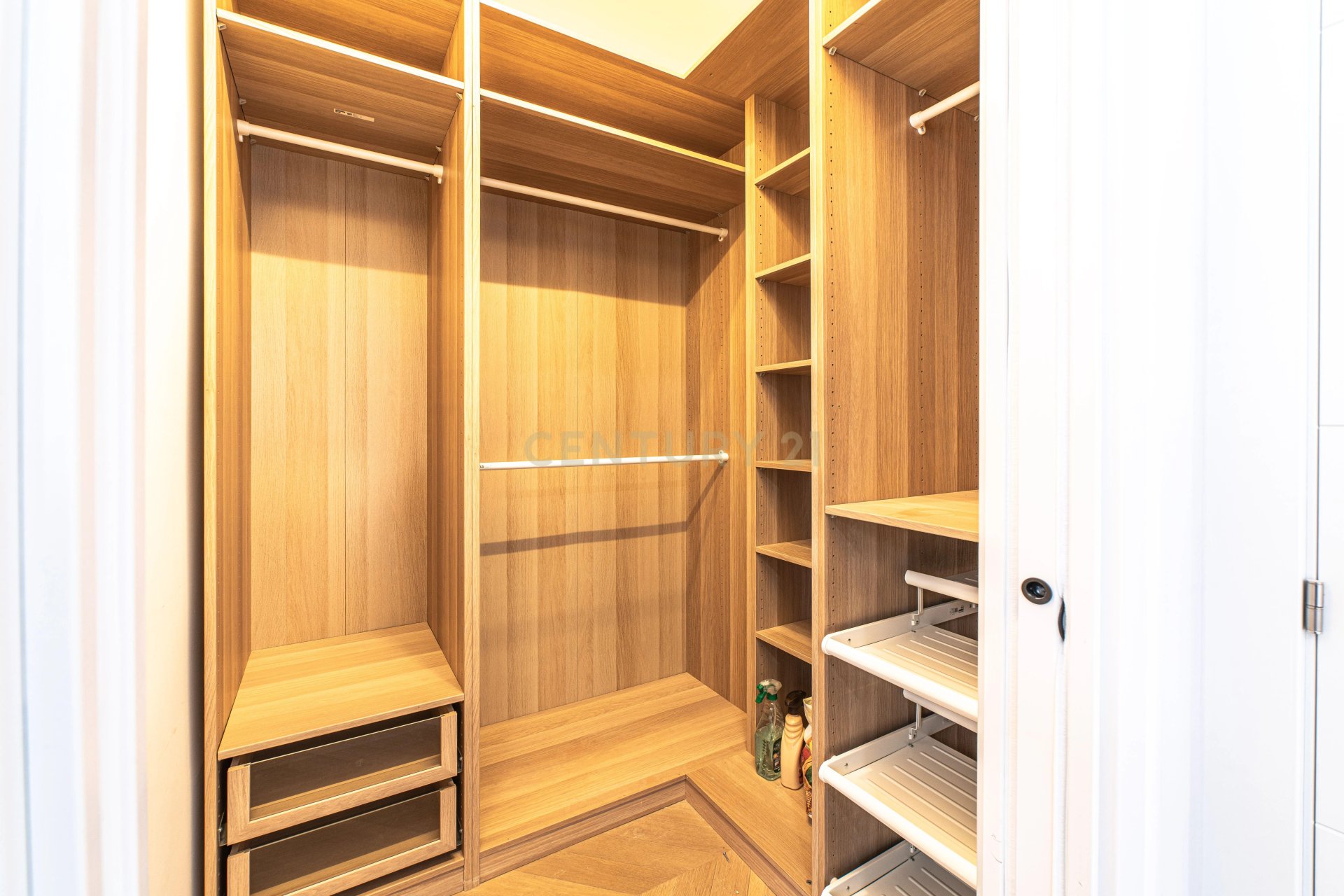 Dzīvoklis Barcelona, Spānijā 2 istabas, 99 m2 Nr. 196030