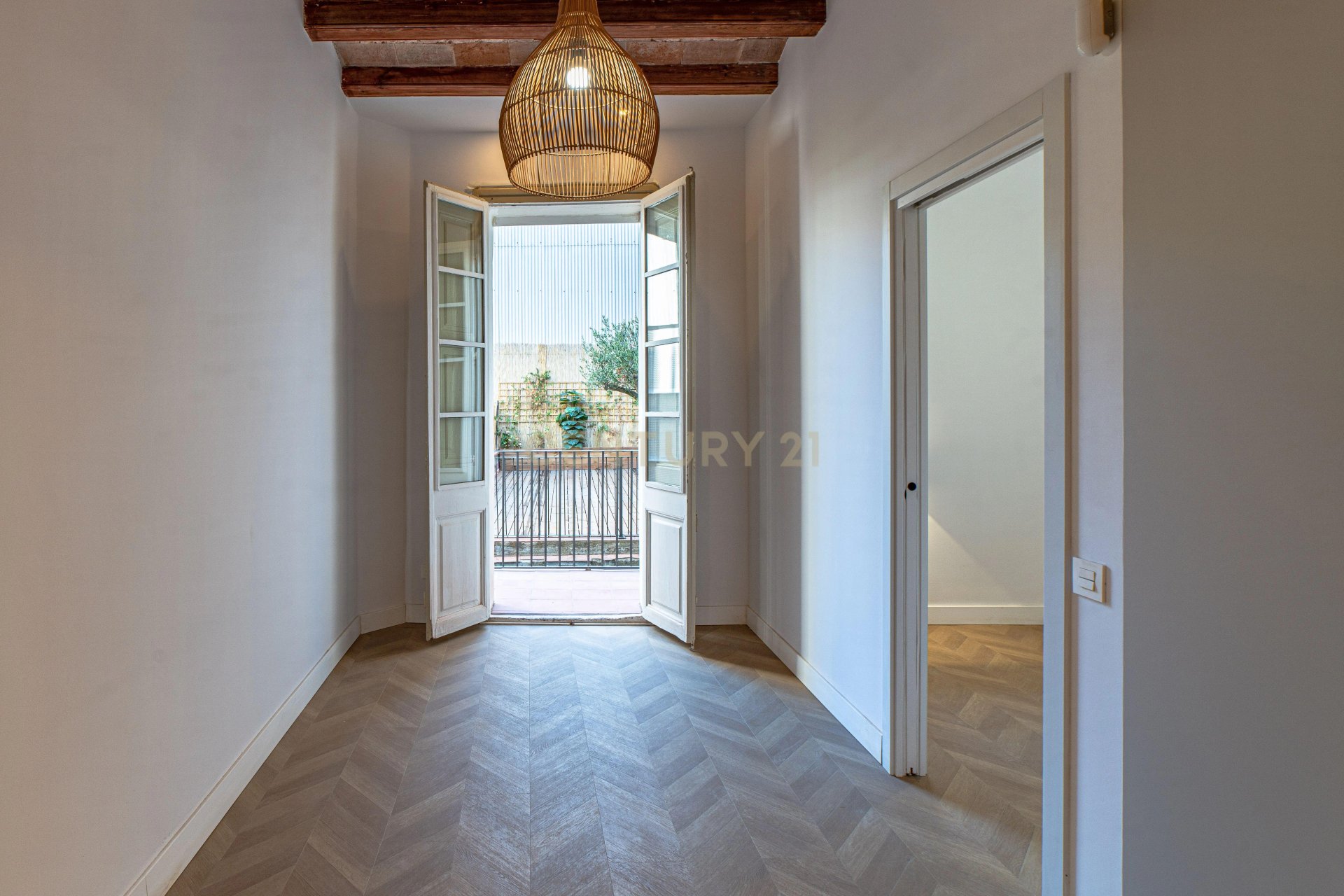 Dzīvoklis Barcelona, Spānijā 2 istabas, 99 m2 Nr. 196030