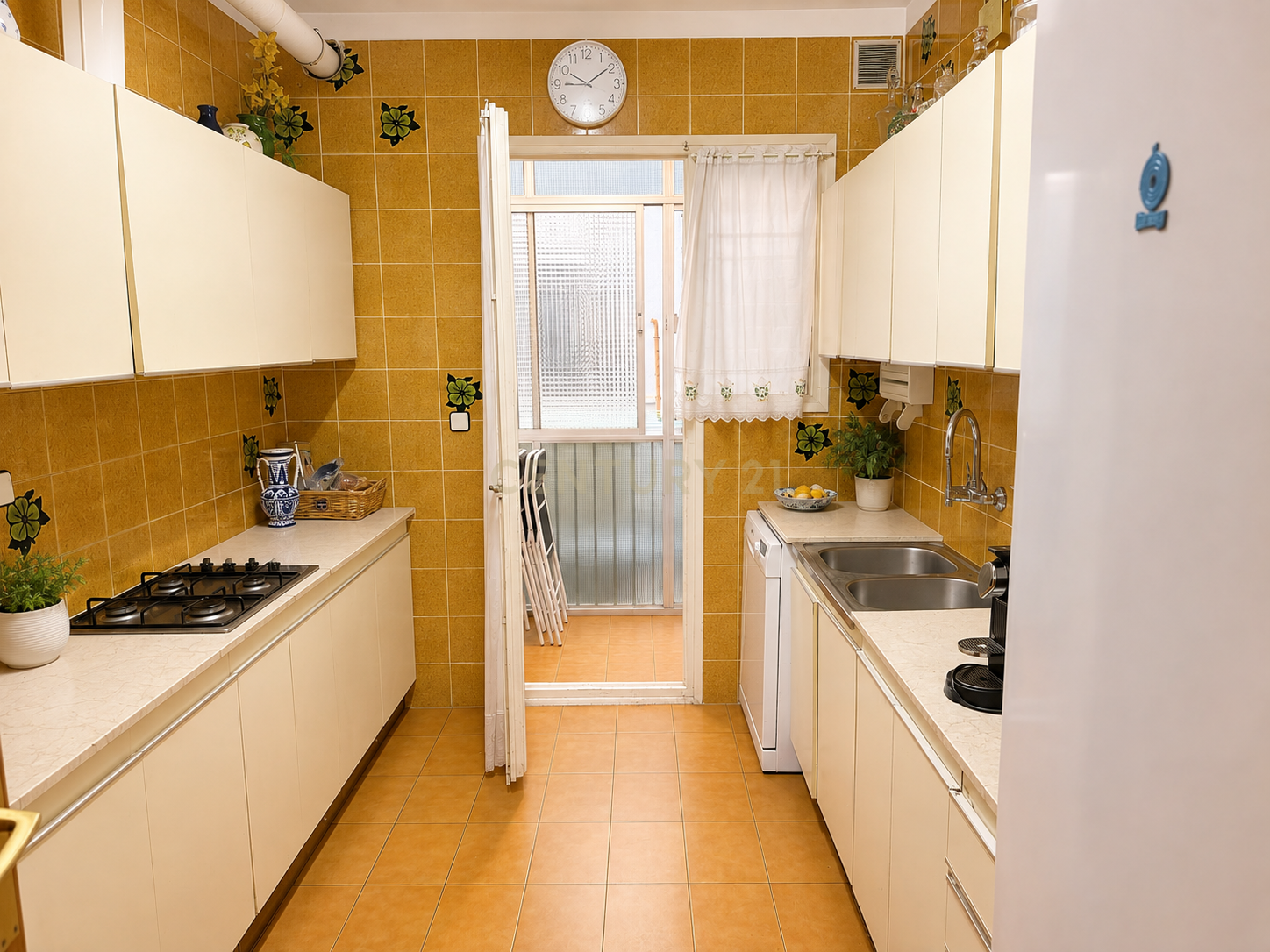 Wohnung in Barcelona, Spanien 4 Schlafzimmer, 102 m2 Nr. 196035