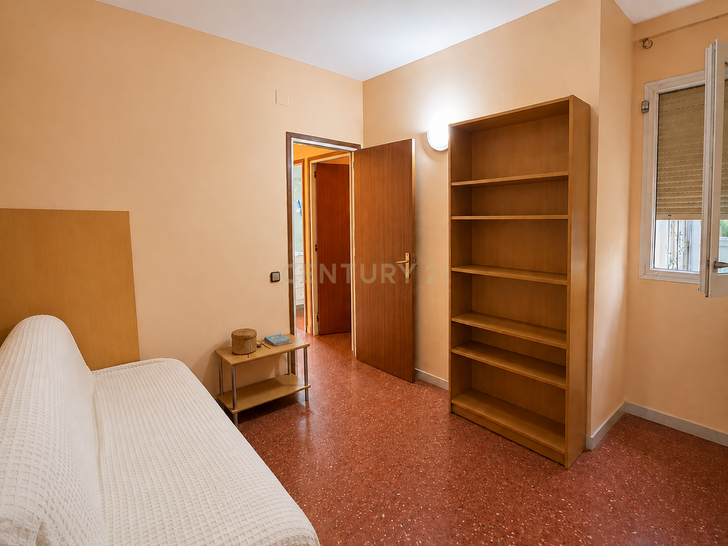 Wohnung in Barcelona, Spanien 4 Schlafzimmer, 102 m2 Nr. 196035