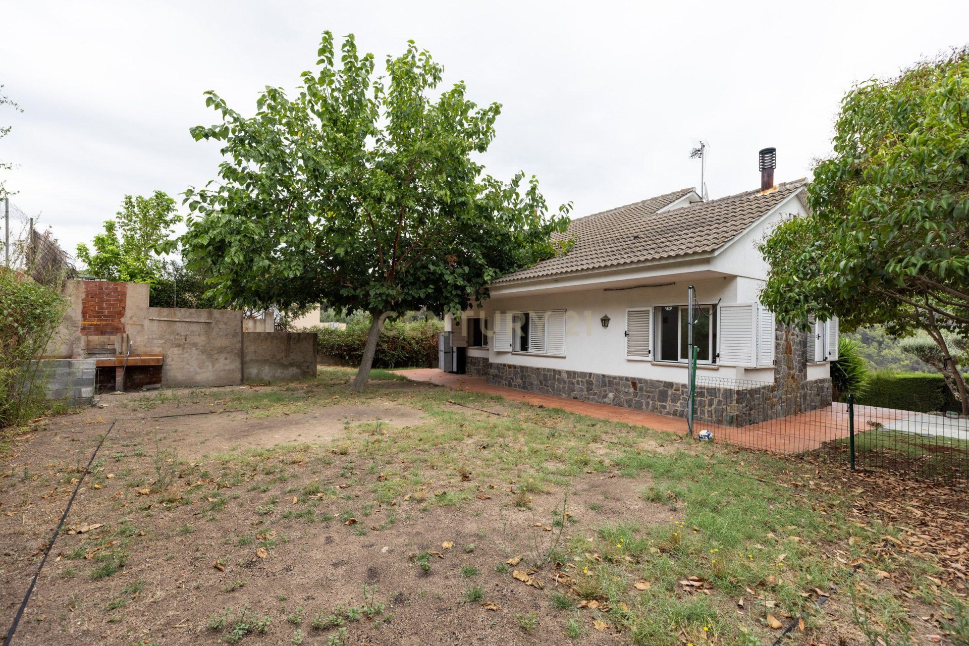 House à Bigues i Riells, Barcelona, Espagne 4 chambres, 242 m2 No. 196034