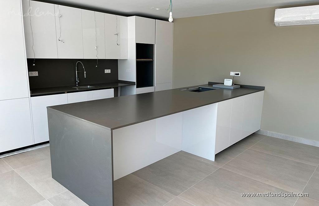 Apartament w Estepona, Malaga, Hiszpania 3 sypialnie, 196 mkw. nr 154384