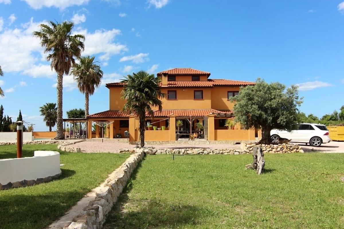 Huvila Pedreguer, Alicante, Espanja 5 makuuhuonetta, 440 m2 No. 80604