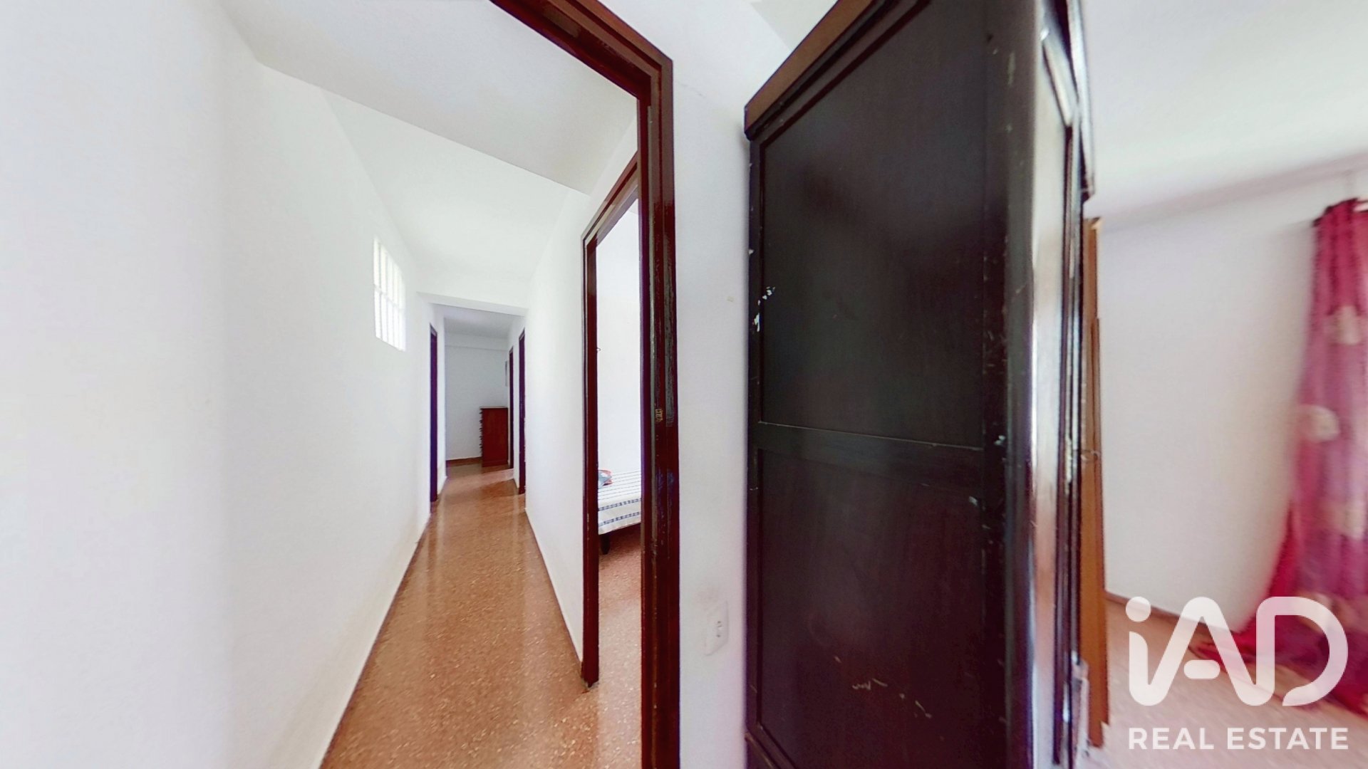 Huoneisto Tortosa, Tarragona, Espanja 4 makuuhuonetta, 101 m2 No. 192199