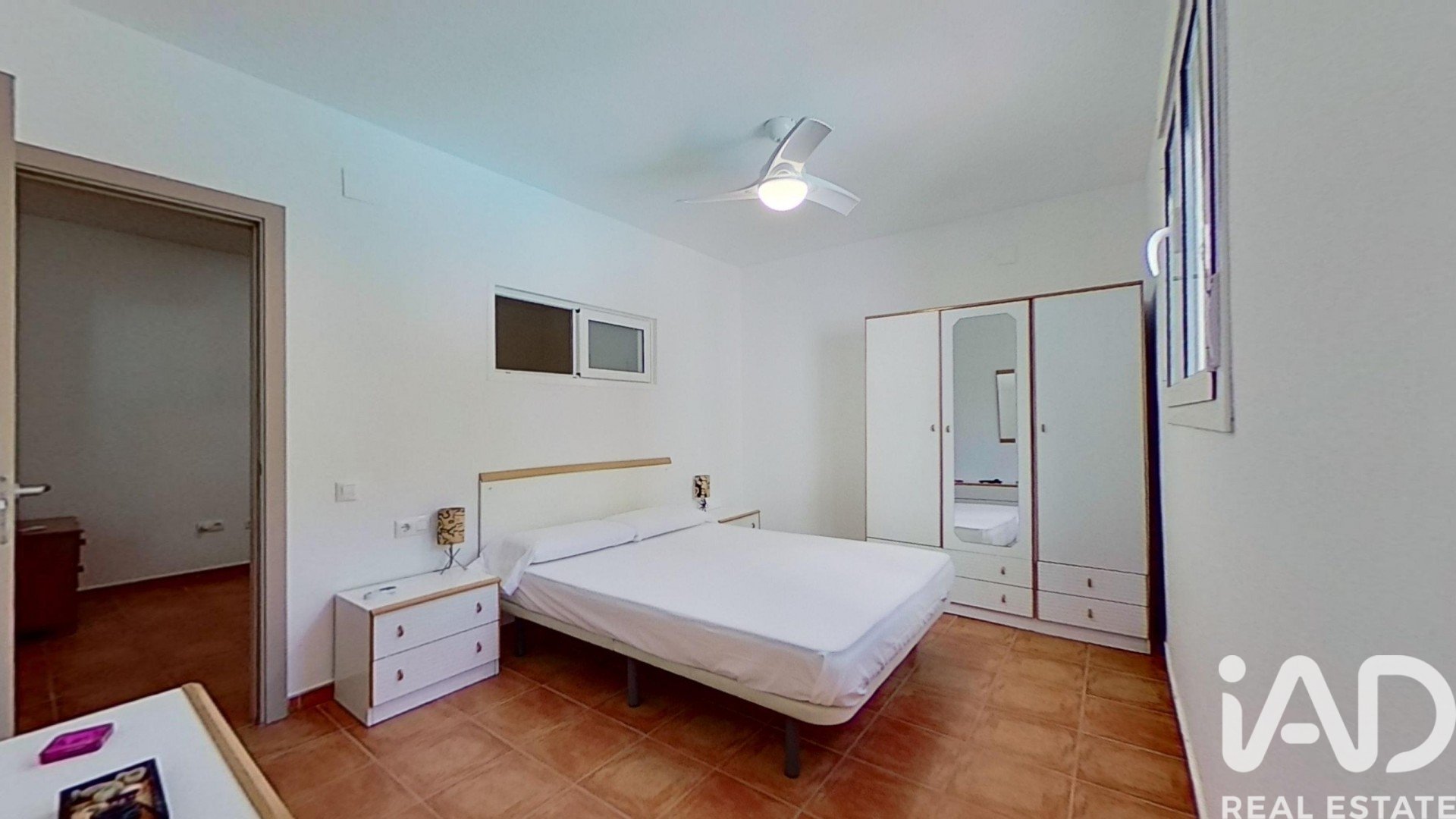 House à Roda de Berà, Tarragona, Espagne 4 chambres, 296 m2 No. 173390